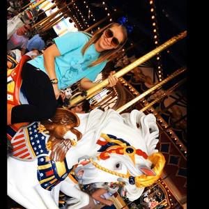 Meet your Posher, Megan